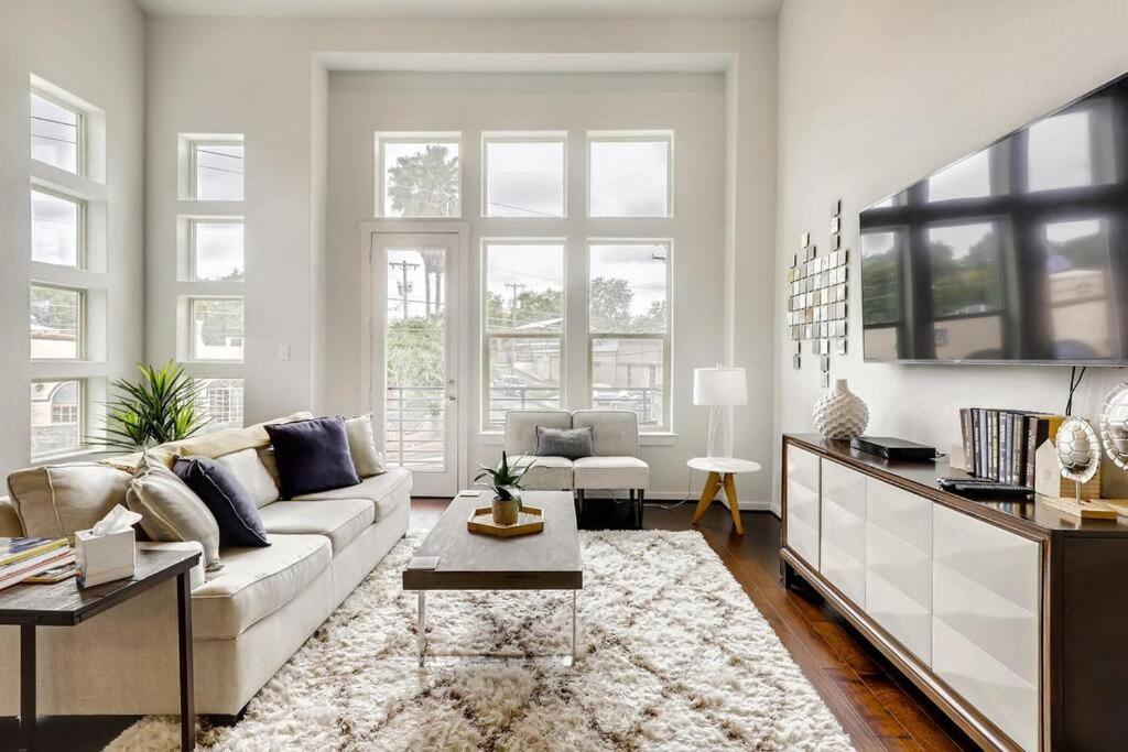 סן אנטוניו Gorgeous 4 Bed Home On St Mary'S - Minutes To Riverwalk/Pearl מראה חיצוני תמונה
