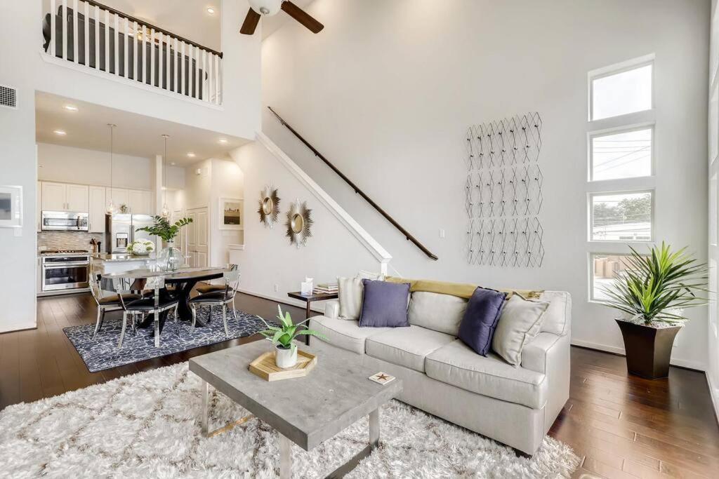סן אנטוניו Gorgeous 4 Bed Home On St Mary'S - Minutes To Riverwalk/Pearl מראה חיצוני תמונה