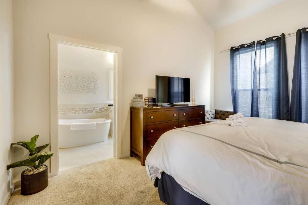 סן אנטוניו Gorgeous 4 Bed Home On St Mary'S - Minutes To Riverwalk/Pearl מראה חיצוני תמונה