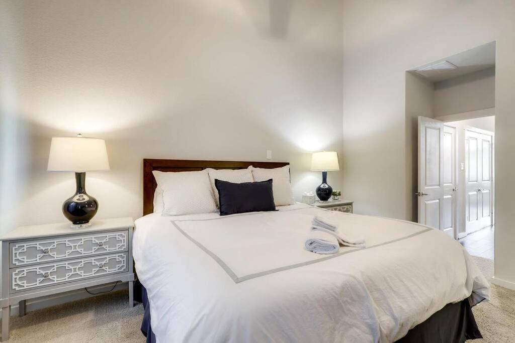 סן אנטוניו Gorgeous 4 Bed Home On St Mary'S - Minutes To Riverwalk/Pearl מראה חיצוני תמונה